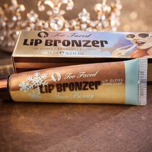 TOO FACED LIP BRONZER LIPGLOSS *SOLD OUT* SNOWBUNNY